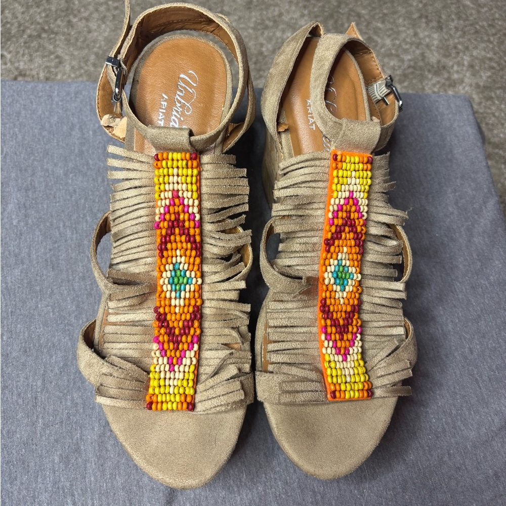 CC Ariat Unbridled Lolita Wedge Sandals Size 8 Southwestern Summer Boho Colorful